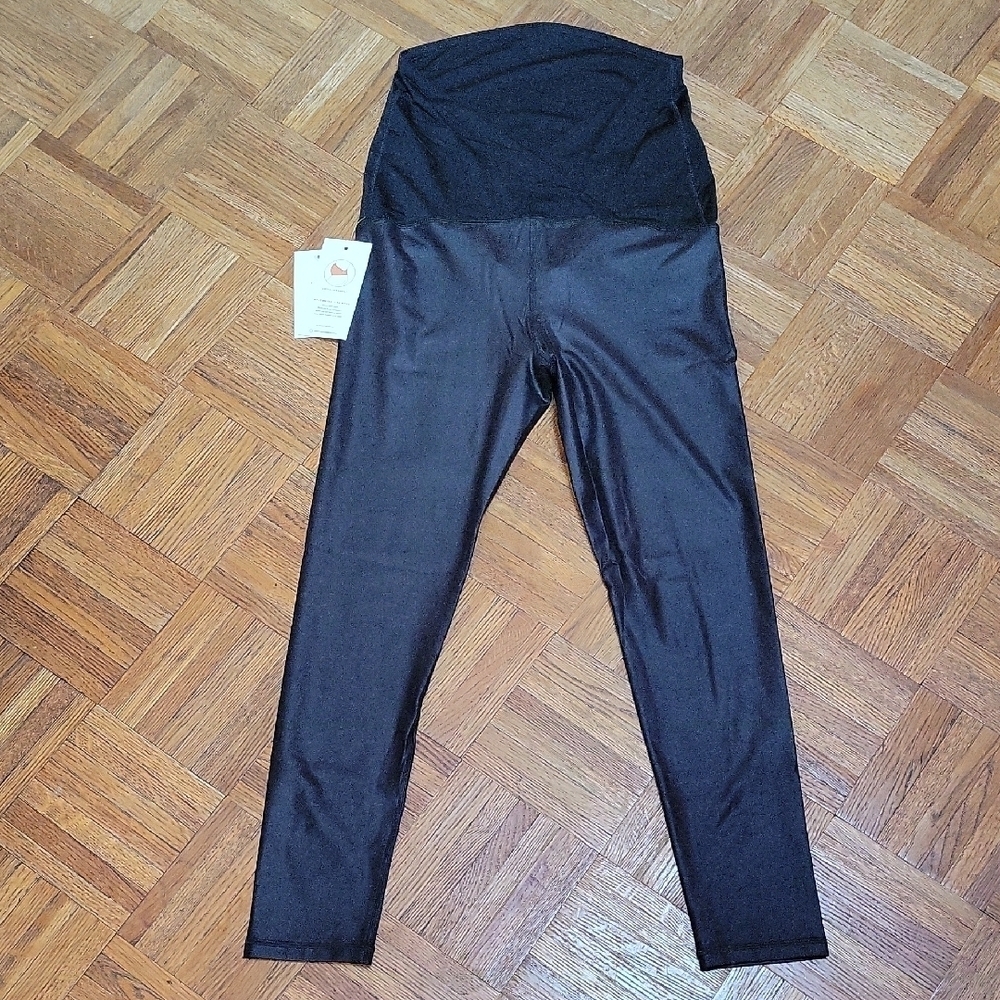 Isabel Maternity Active High Gloss Black Leggings Size M NWT